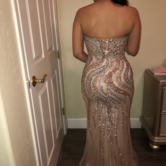 prom dress - Picture 3 of 5